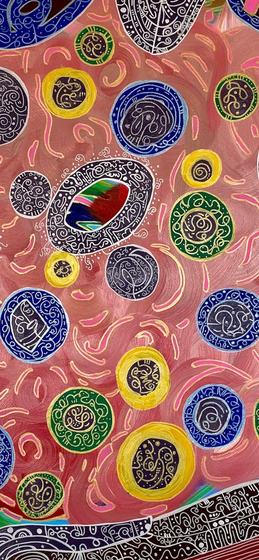 Qian Heart – Feng Shui Round Abstract Acrylic Painting